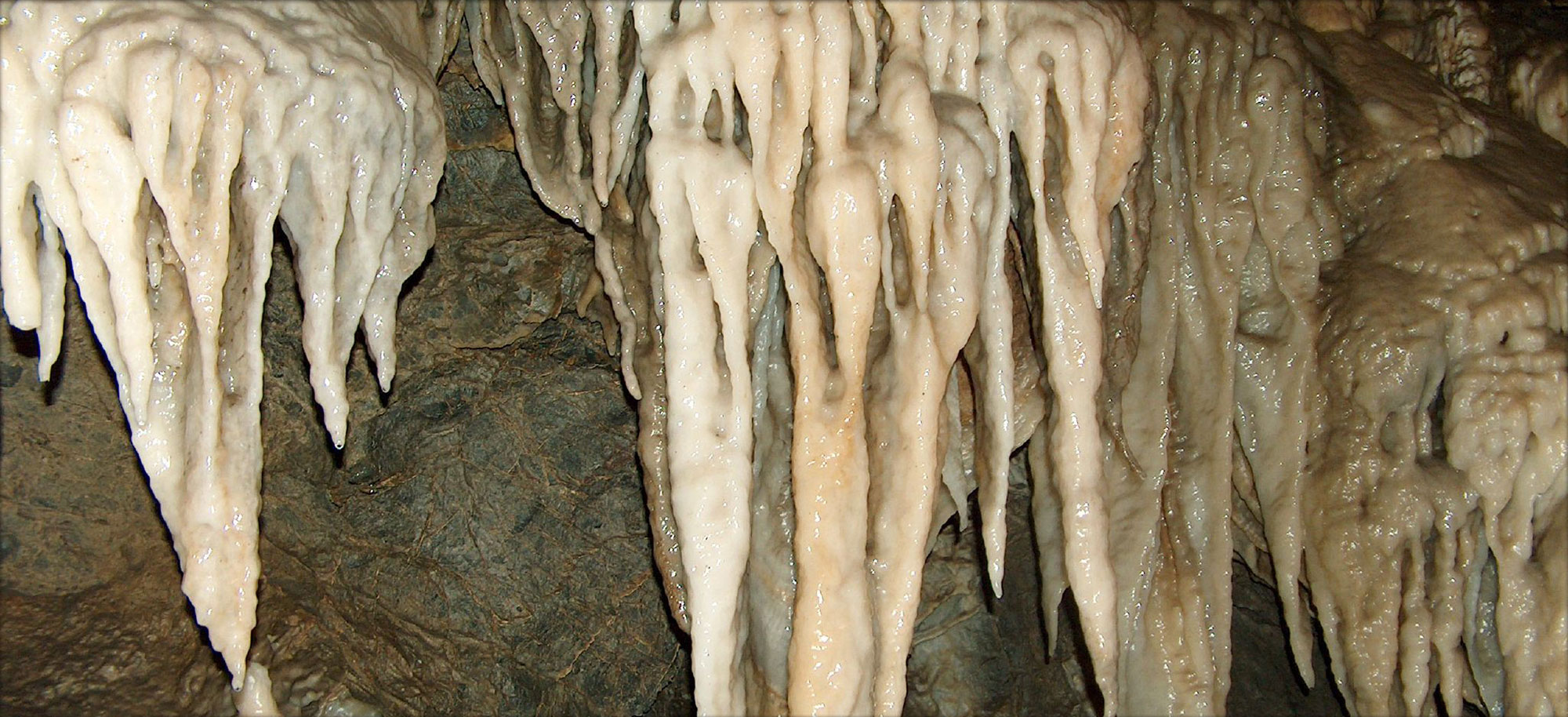 Corte Tommasi - Die Windhöhle - Grotta del vento - Umgebung unsere Ferienwohnungen in der Toskana